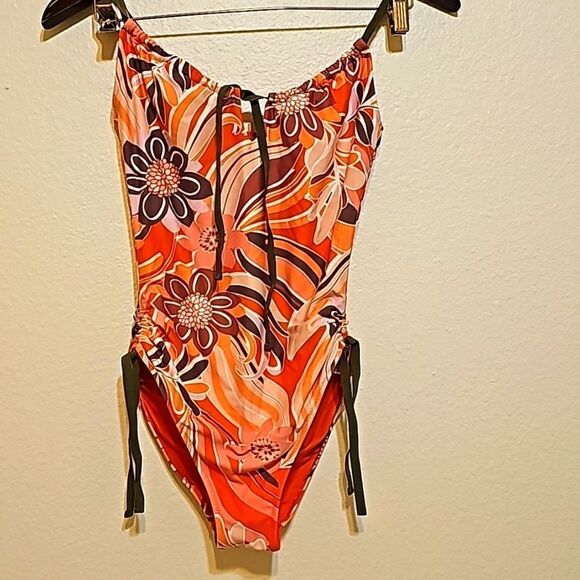 Aerie Printed Ruched Keyhole One Piece Swimsuit small - Picture 2 of 9
